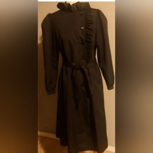 Women's Sz 8 Black Vintage Trench Coat